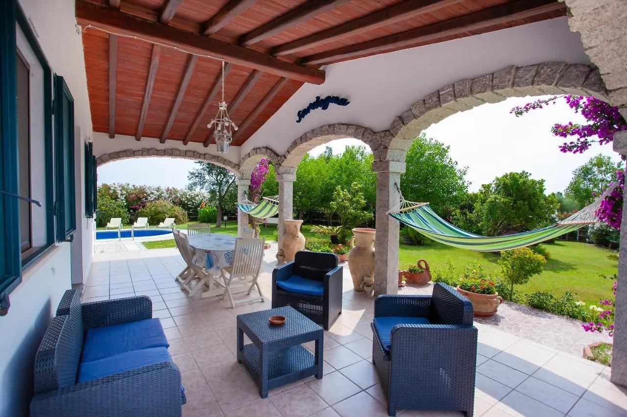 Villa Funtana Cortese أروسييْ إيطاليا