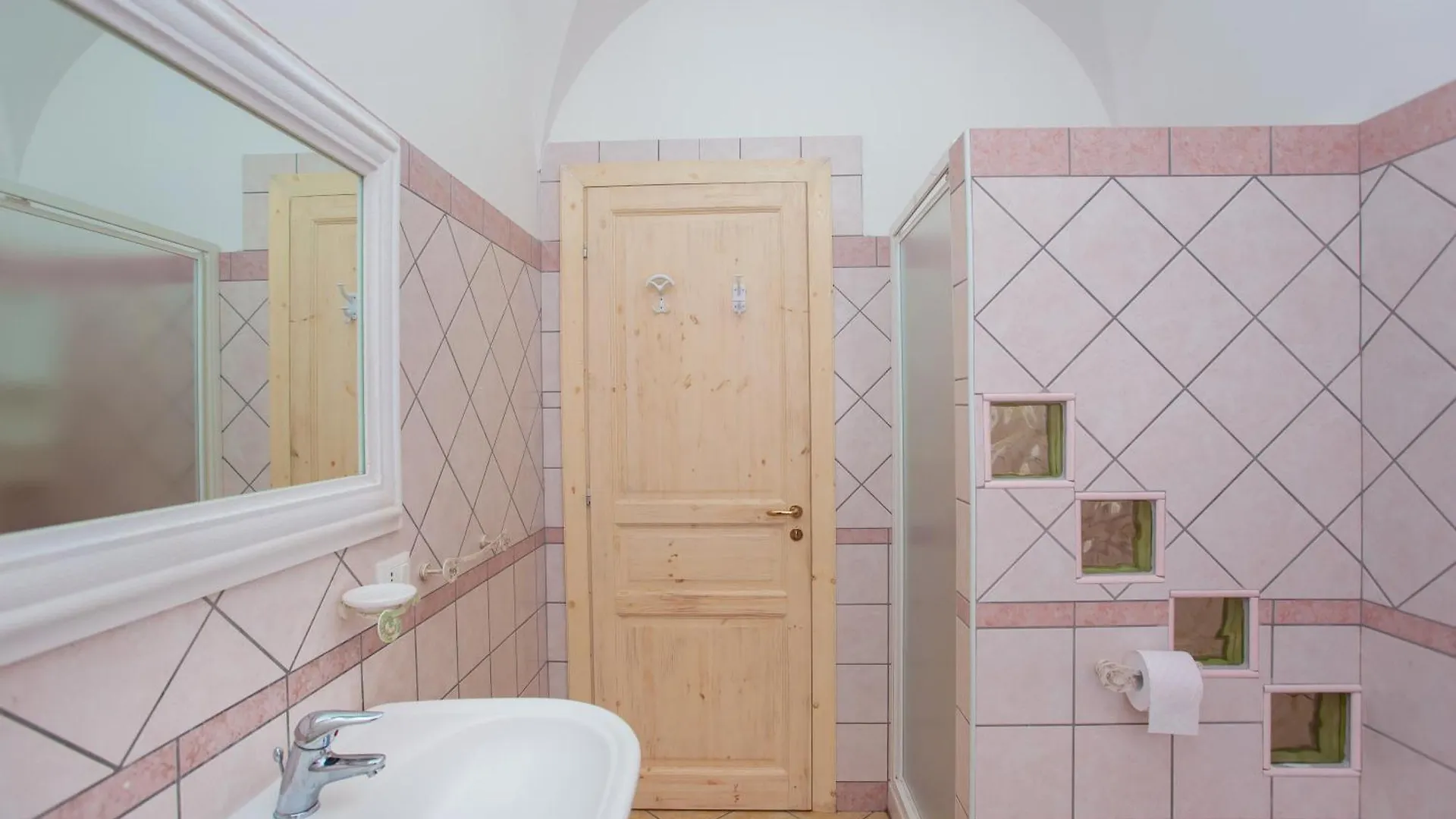 Villa Funtana Cortese أروسييْ